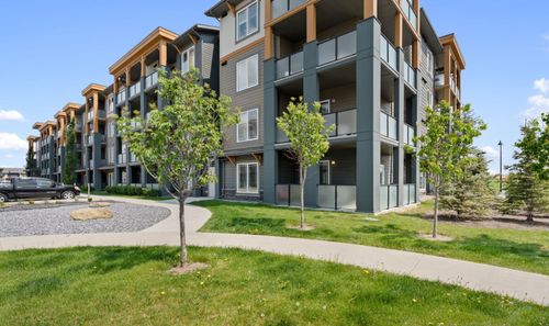 111-100 Auburn Meadows Manor Se, Calgary, AB, T3M3H2 | Card Image