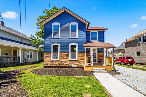 160 W Jackson St, Painesville, OH, 44077-3246 | Card Image