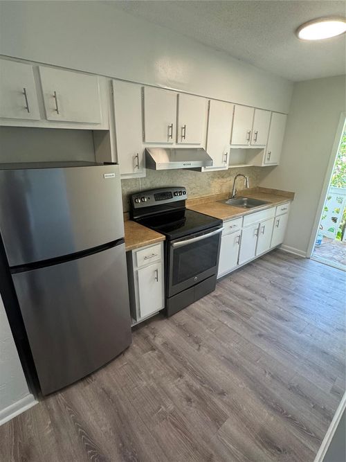 5-612 Ne 29th Dr, Wilton Manors, FL, 33334-2554 | Card Image