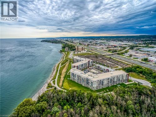 315-125 Shoreview Pl, Stoney Creek, ON, L8E0K3 | Card Image