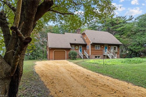 6559 Creek Rd, Hayes, VA, 23072-3218 | Card Image