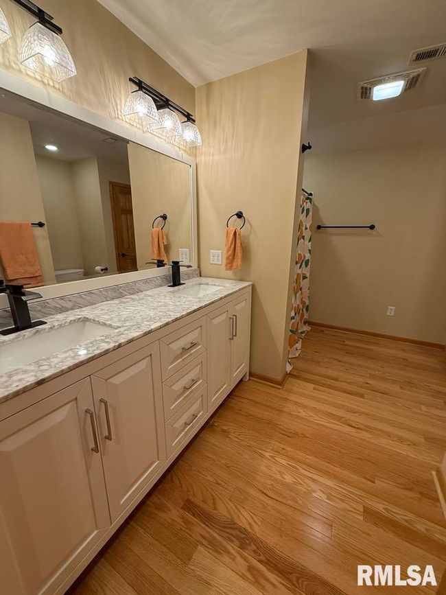 285 Twin Springs Loop, House other with 4 bedrooms, 3 bathrooms and null parking in Anna IL | Image 26