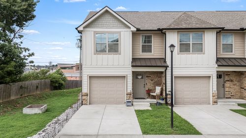 249 Signature Pl, Lebanon, TN, 37087-3282 | Card Image