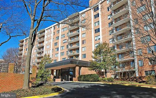 apt-205-3101 New Mexico Ave Nw, WASHINGTON, DC, 20016-5903 | Card Image