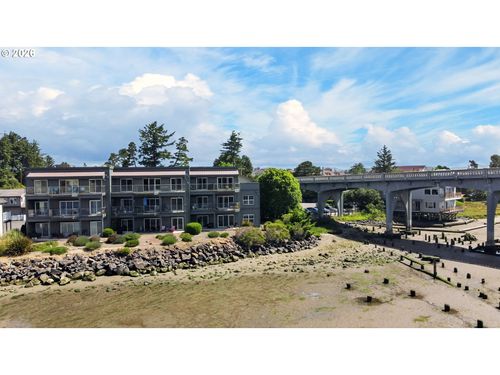 302-1220 Bay St, Florence, OR, 97439-8672 | Card Image