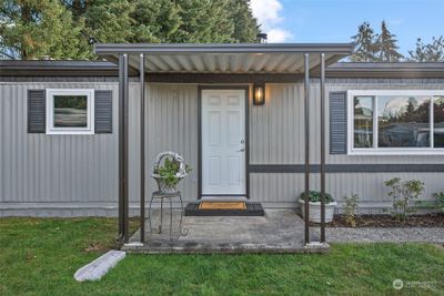 5514 Yakima Lane Se, House other with 2 bedrooms, 1 bathrooms and null parking in Lacey WA | Image 1