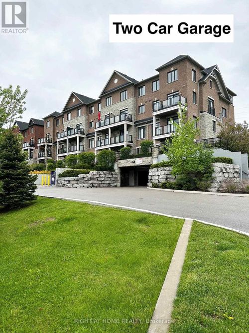 423-201 Pine Grove Rd, Woodbridge, ON, L4L0H8 | Card Image