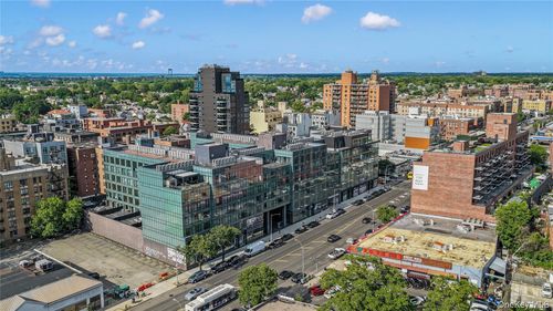 607-144-49 Northern Blvd, Flushing, NY, 11354-4696 | Card Image