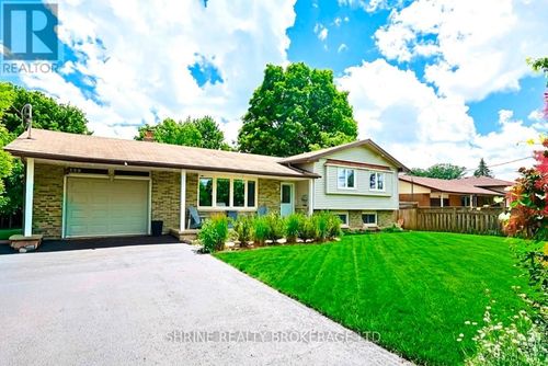 146 Fanshawe Park Rd W, London, ON, N6G5C4 | Card Image