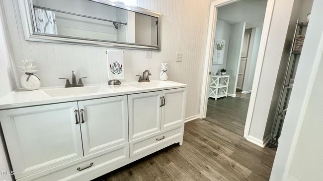 19b guest bath | Image 27