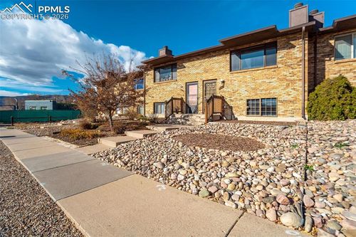 326 Mount View Ln, Colorado Springs, CO, 80907-4446 | Card Image
