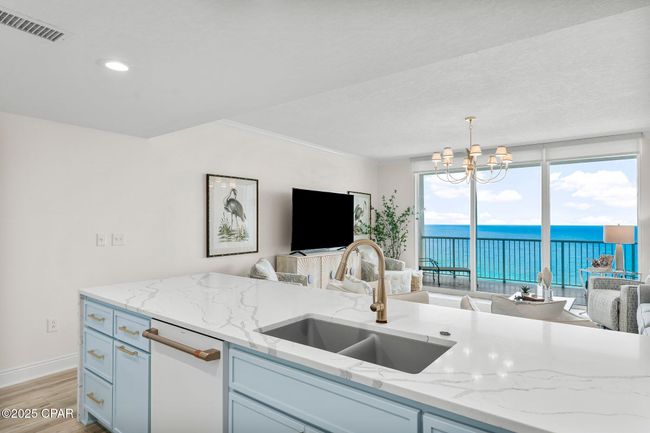 1105 - 17281 Front Beach Rd, Condo with 1 bedrooms, 2 bathrooms and null parking in Panama City Beach FL | Image 18