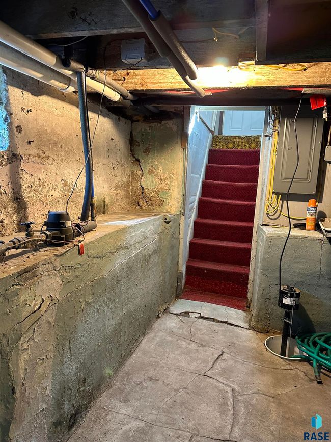 110 N Pearl St, House other with 3 bedrooms, 1 bathrooms and null parking in Menno SD | Image 45