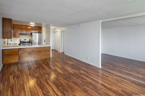 e-2313-1255 Nuuanu Avenue, Honolulu, HI, 96817 | Card Image