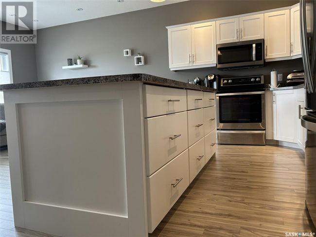 6 - 697 Sun Valley Dr, Townhouse with 4 bedrooms, 4 bathrooms and null parking in Estevan SK | Image 6