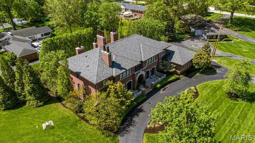 40 Lynnbrook Rd, Frontenac, MO, 63131-2925 | Card Image