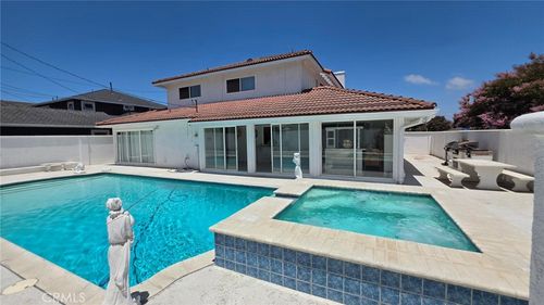 9092 Adelia Cir, Huntington Beach, CA, 92646-7805 | Card Image