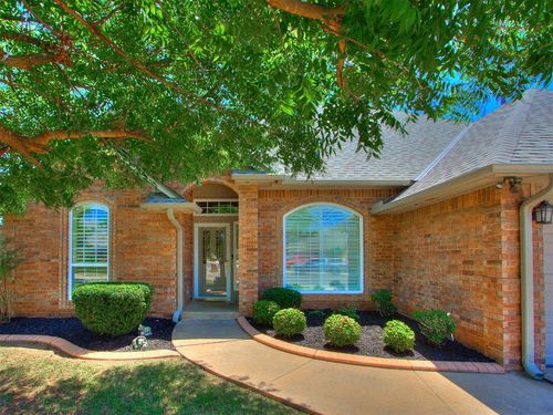 2500 Nw 154th Street, Edmond, OK, 73013 | Card Image