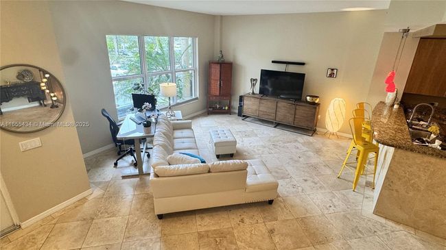 APT-104 - 2601 14 Th Ave, Condo with 2 bedrooms, 3 bathrooms and null parking in Wilton Manors FL | Image 5