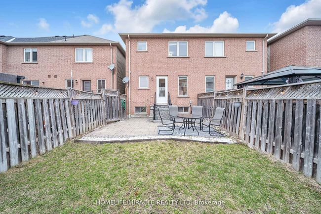 93 Crystal Glen Cres, House attached with 4 bedrooms, 4 bathrooms and 2 parking in Brampton ON | Image 42