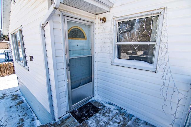 3911 45 Street, Home with 3 bedrooms, 2 bathrooms and 1 parking in Red Deer AB | Image 16