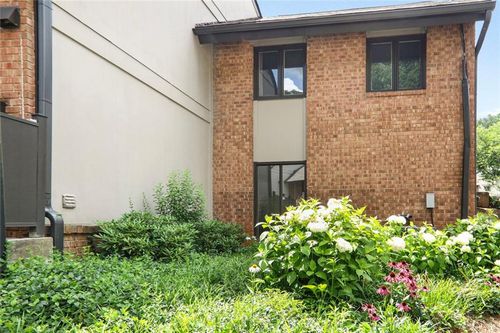 3268 Clairmont North Ne, Brookhaven, GA, 30329-1022 | Card Image