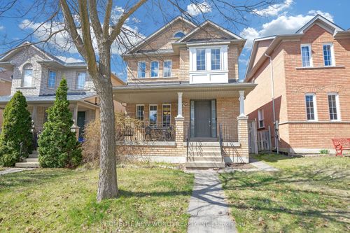 72 Ray St, Unionville, ON, L3R4R5 | Card Image