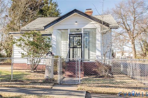 3075 Stockton St, Richmond, VA, 23224-3561 | Card Image