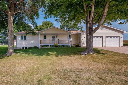 1315 Adams Ave, Fairmont, MN, 56031-4452 | Card Image