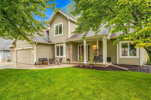 524 Eastwood Ct, Eagan, MN, 55123-3067 | Card Image