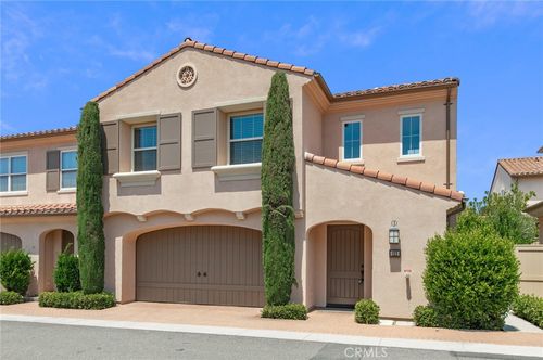 122 Baritone, Irvine, CA, 92620-7313 | Card Image