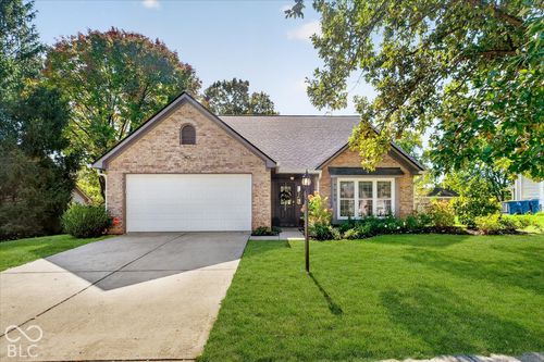 7599 Meadow Ridge Dr, Fishers, IN, 46038-2218 | Card Image