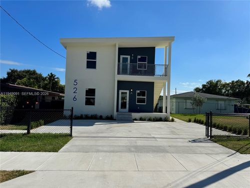 b-526 Nw 6th St, Hallandale Beach, FL, 33009-3260 | Card Image