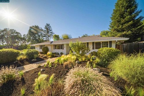 157 Clydesdale Dr, Danville, CA, 94526-1949 | Card Image