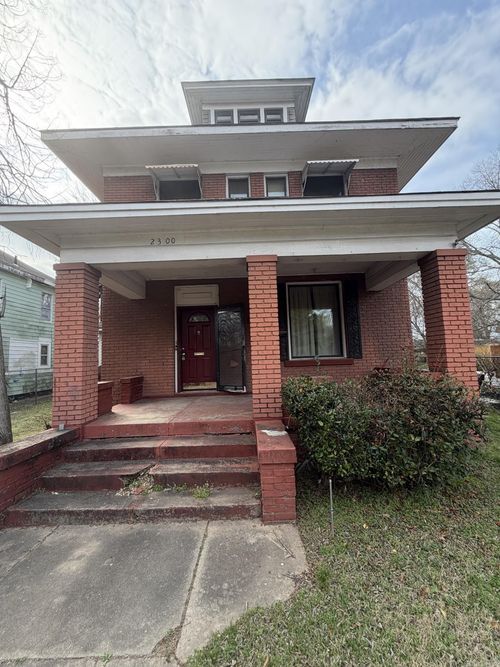 2300 S Summit St, Little Rock, AR, 72206-1764 | Card Image