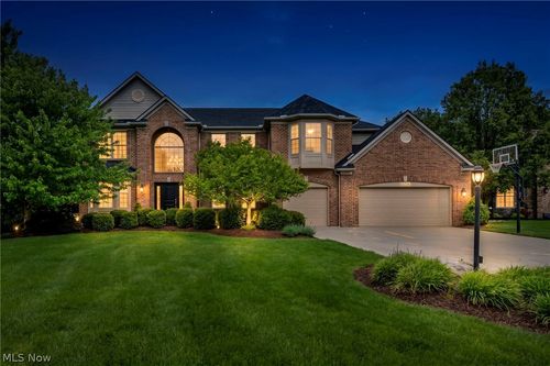 20374 Tramore Ln, Strongsville, OH, 44149-0974 | Card Image