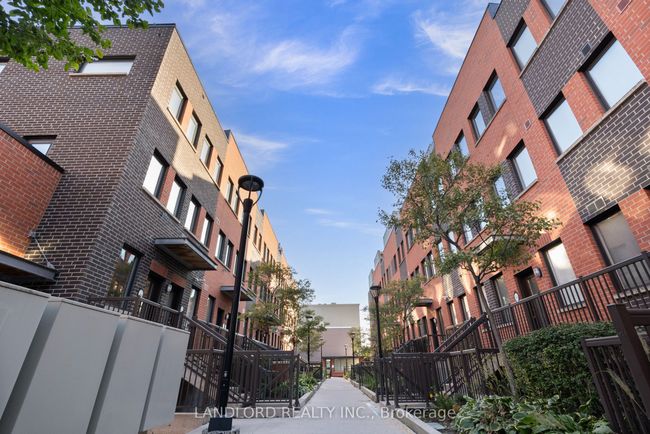 46 - 869 Wilson Ave, Condo with 2 bedrooms, 1 bathrooms and null parking in North York ON | Image 15