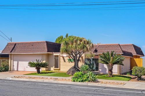 7101 Regner Rd, San Diego, CA, 92119-1943 | Card Image