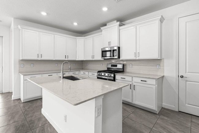 19659 Rugged Trunk Trl, House other with 3 bedrooms, 3 bathrooms and null parking in Loxahatchee FL | Image 11