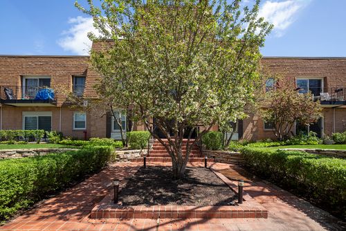 435-1250 Park Ave, Highland Park, IL, 60035 | Card Image