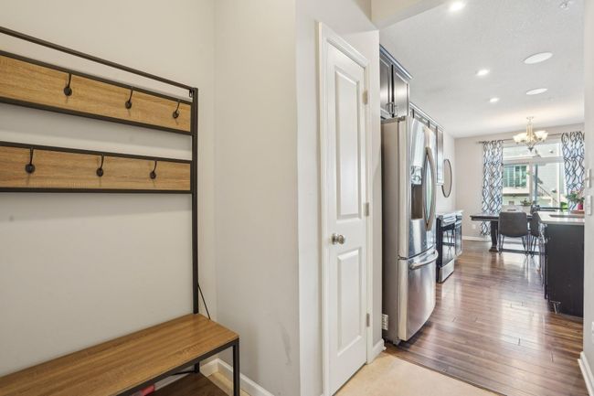 item_25.jpg | Image 18