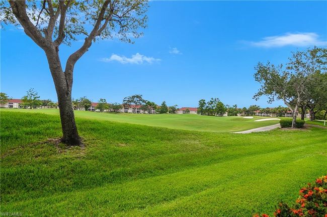 APT-3115 - 2700 Cypress Trace Cir, Condo with 2 bedrooms, 2 bathrooms and 1 parking in NAPLES FL | Image 21