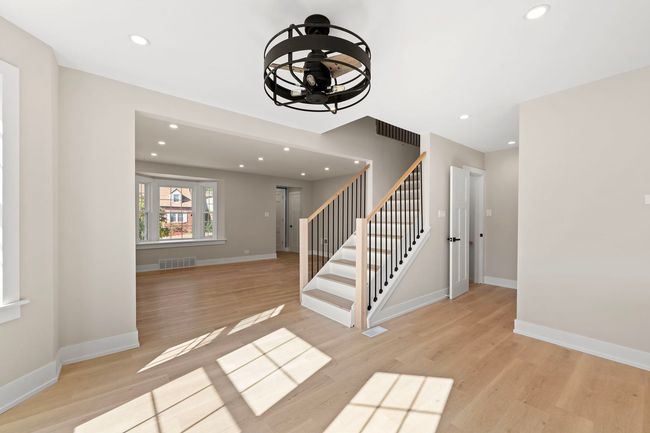 9807 S Ridgeway Ave, House other with 3 bedrooms, 3 bathrooms and 1 parking in Evergreen Park IL | Image 6