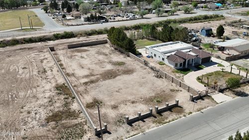 11740 Flor Del Rio St, Socorro, TX, 79927-3316 | Card Image
