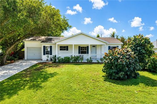 2356 17th Ave Sw, VERO BEACH, FL, 32962-8052 | Card Image