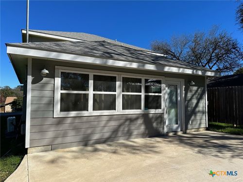 b-1419 Alamo St, San Marcos, TX, 78666-2923 | Card Image
