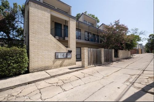 apt-105-1905 San Gabriel St, Austin, TX, 78705-5340 | Card Image