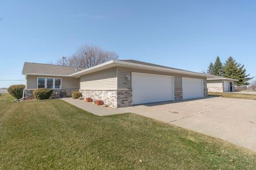 4408 Nostalgia Lane, Waterloo, IA, 50701 | Card Image