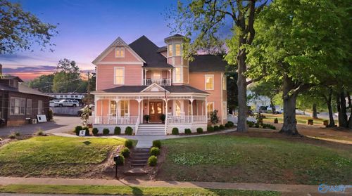 320 Blount Ave, Guntersville, AL, 35976-1106 | Card Image