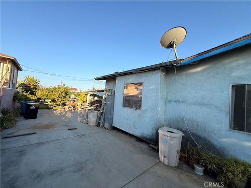 818 S 6th, Alhambra, CA, 91801 | Card Image